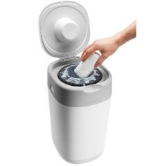 Tommee Tippee pelenkacsomagoló utántöltő 6db, pelenkatároló szemetessel Twist & Click