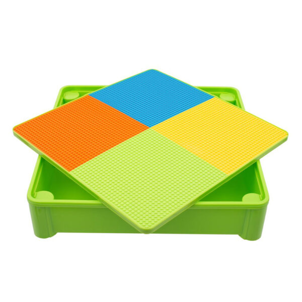 New Baby gyermek szett asztal két székkel multi color