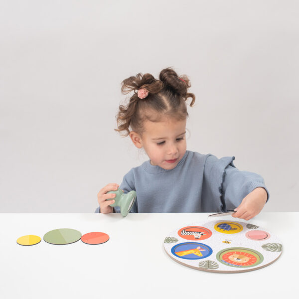 Taf Toys mágneses játék Magnetic Peek-A-Boo puzzle