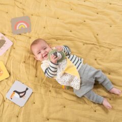 Taf Toys újszölött fejlesztő és játékkészlet Hello Baby Newborn kit