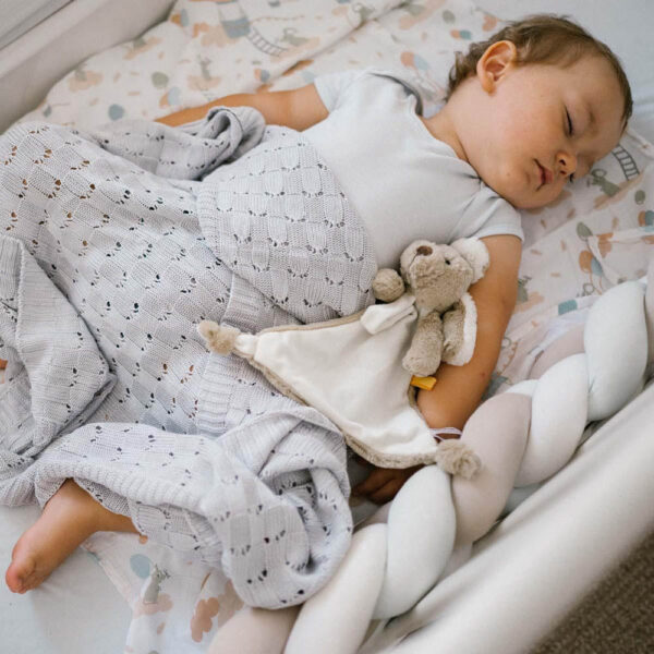 BabyOno szundikendő - Willy kutyus cumitartóval plüss
