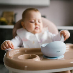 BabyOno tálka szilikon tapadó aljú kék